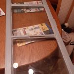 Bilderrahmen aus alten Holzfenster vorher